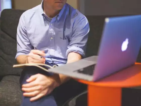 Leading Online - How to Engage Remote Employees