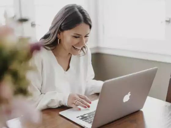 Soins personnels cosmique : soins personnels personnalisés pour votre âme